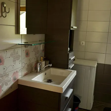 Dom wakacyjny Koca V Lozah *