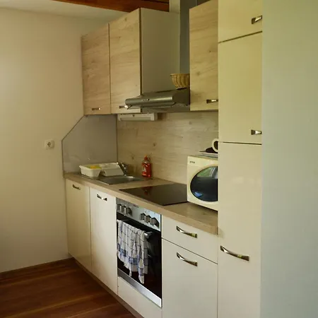 Дом отдыха Koca V Lozah Gornji Grad