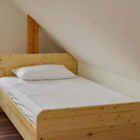 Дом отдыха Koca V Lozah *